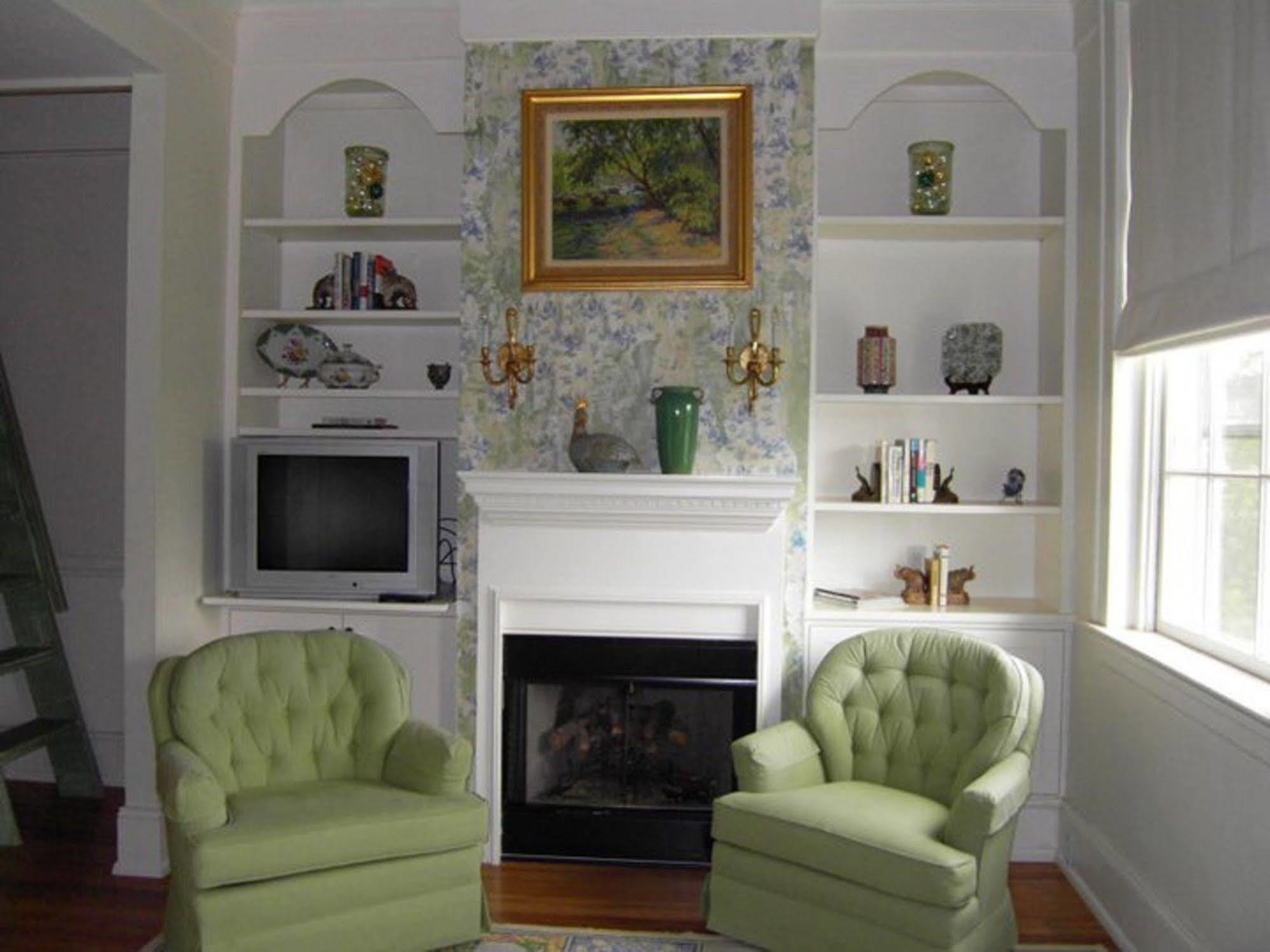 The Firehouse Inn Rutherfordton Bagian luar foto